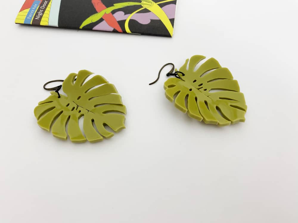 Monstera Leaf Earrings 1