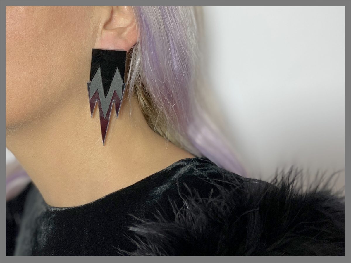 stalactite goth earrings